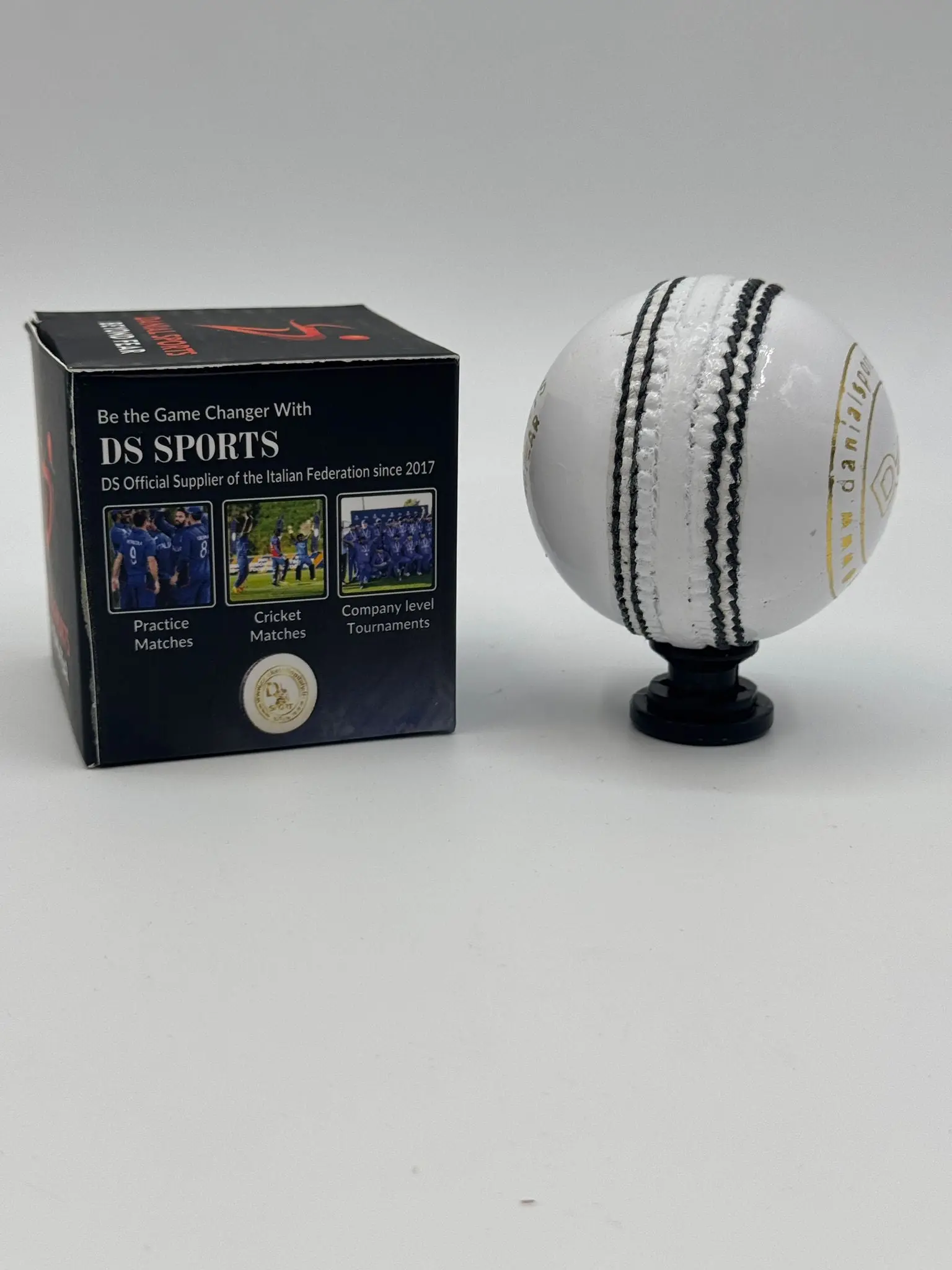 DS 40 Over Cricket Ball (6 Balls Pack) - Image 6